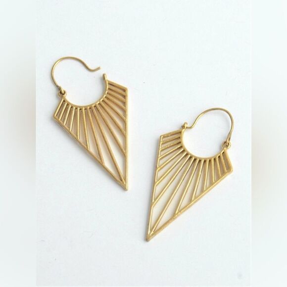 Free People Jewelry - boho hoop earrings A739